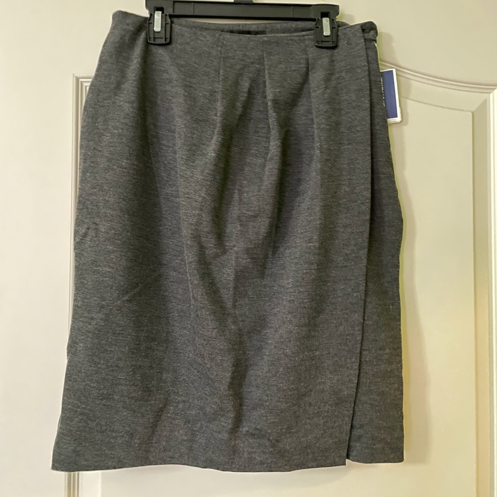 NWT Gray knee length skirt